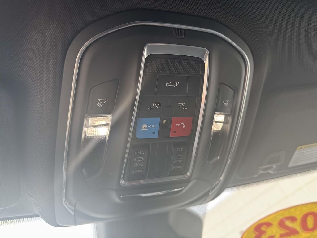 2023 Jeep Grand Cherokee L Altitude