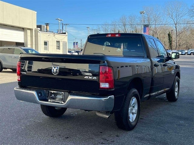 2024 RAM 1500 Classic SLT