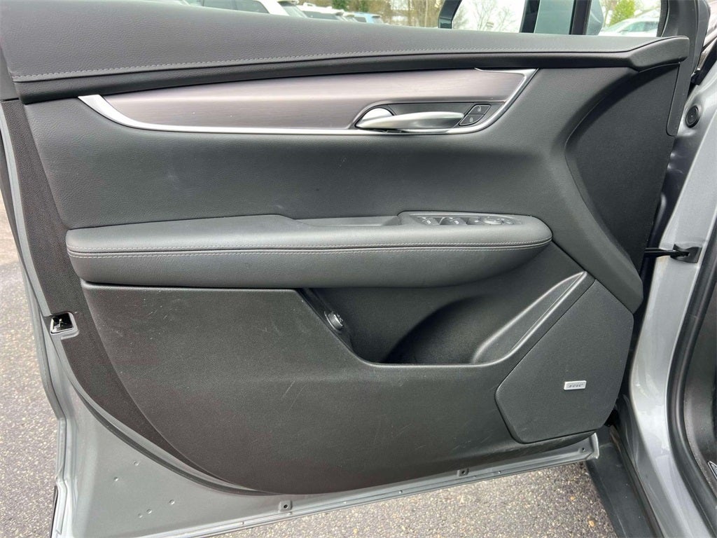 2023 Cadillac XT5 Luxury