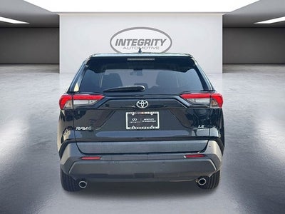 2025 Toyota RAV4 LE
