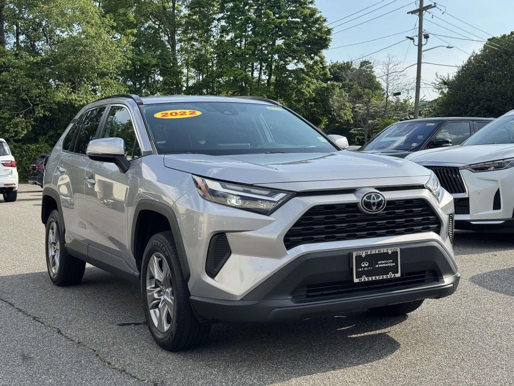 2022 Toyota RAV4 XLE