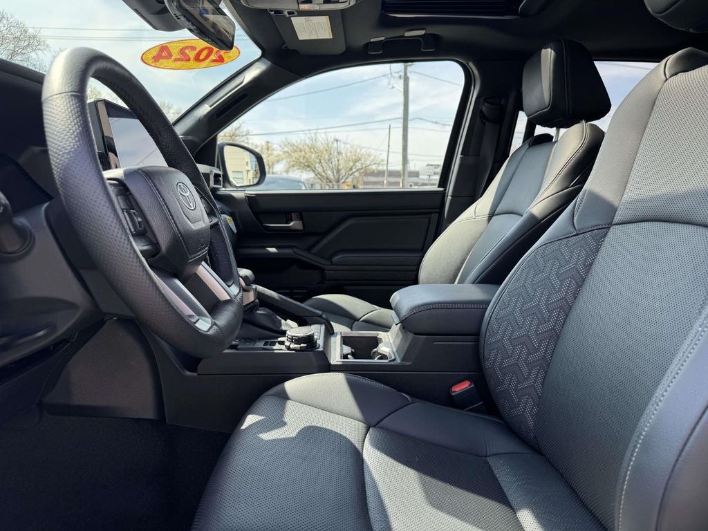 2024 Toyota Tacoma Hybrid TRD Off Road