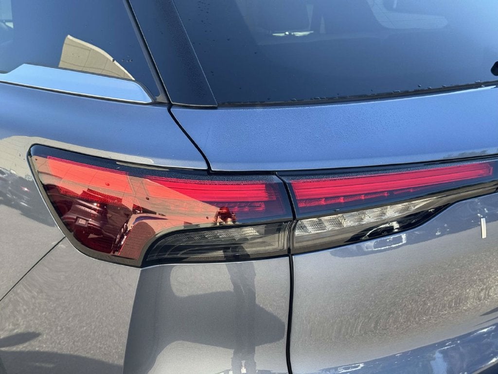 2027 INFINITI QX60 Luxe AWD