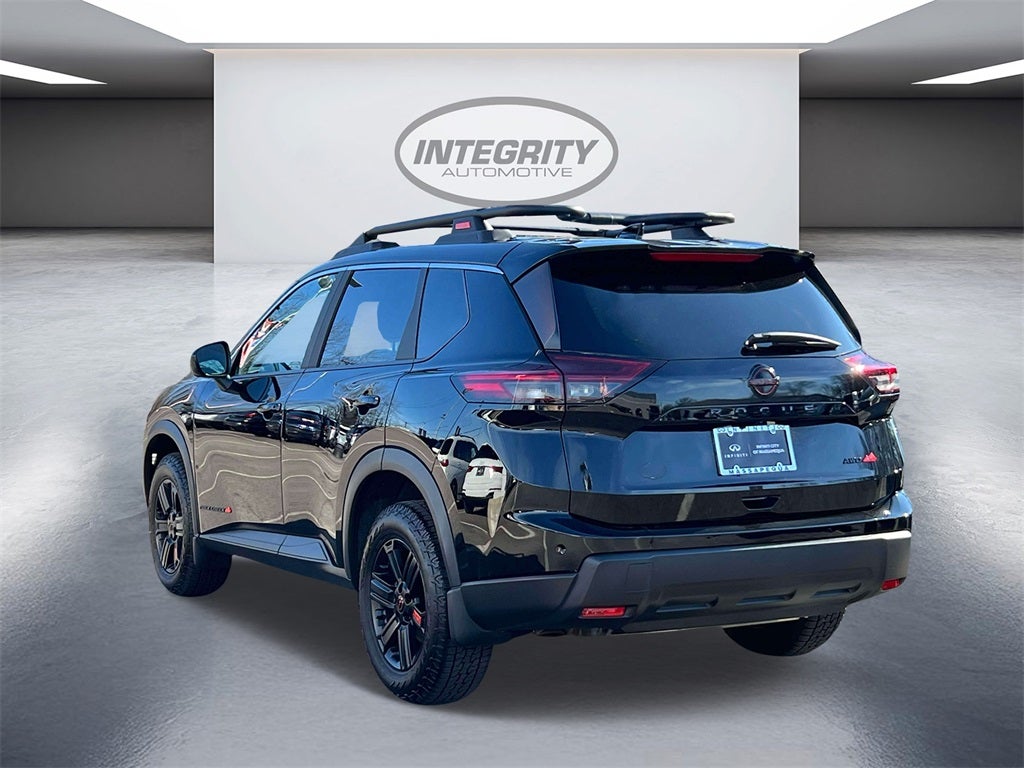 2025 Nissan Rogue Rock Creek