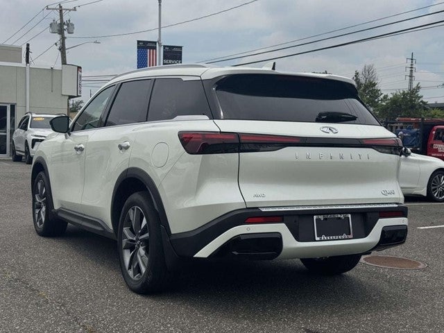 2023 INFINITI QX60 LUXE AWD