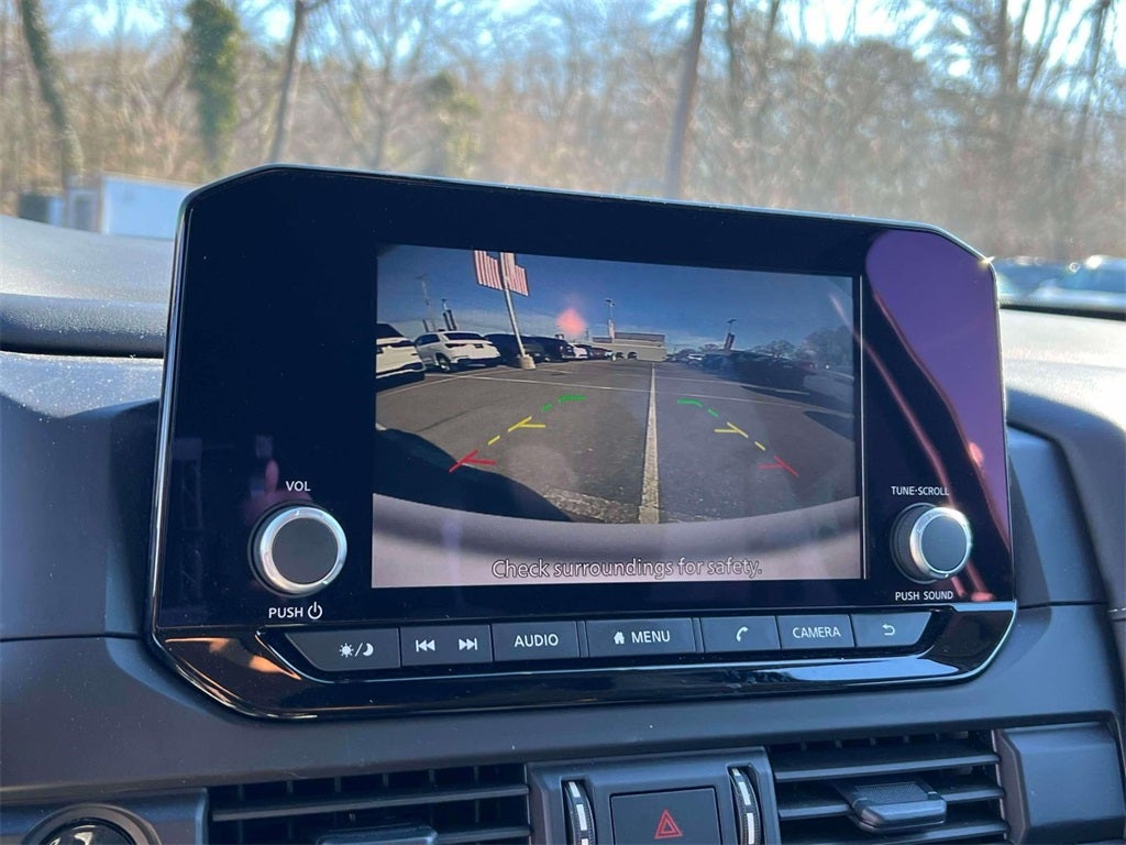 2025 Nissan Pathfinder S