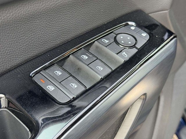 2025 Nissan Pathfinder SL - Photo 53