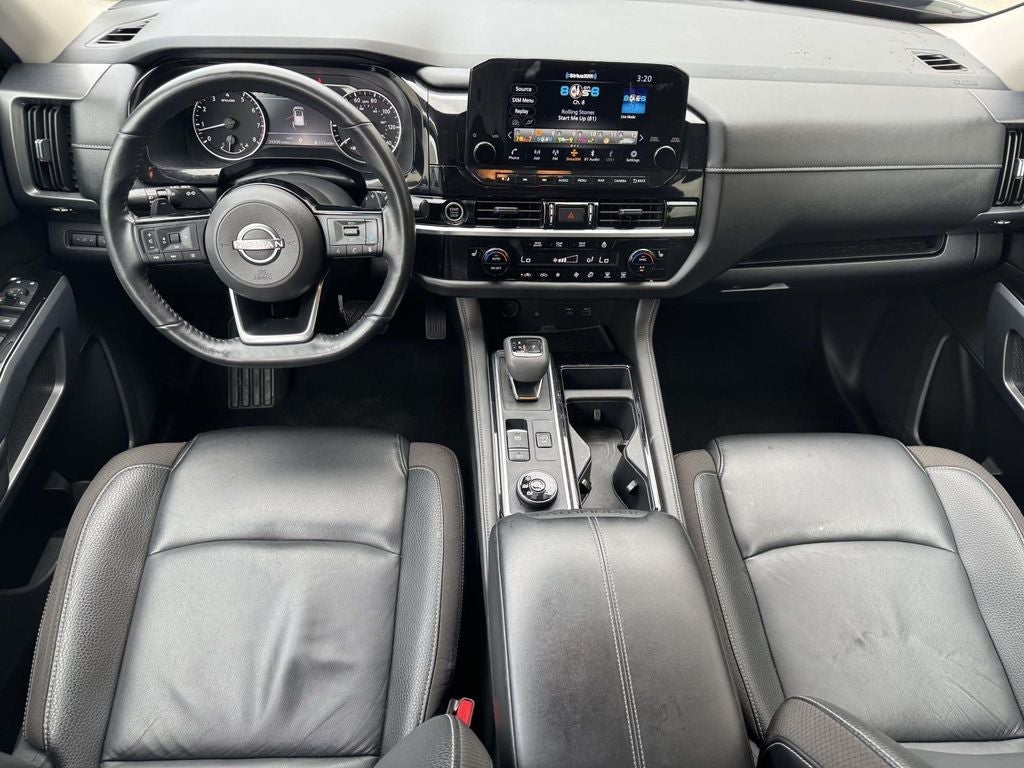 2024 Nissan Pathfinder SL