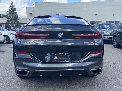 2022 BMW X6 M50i
