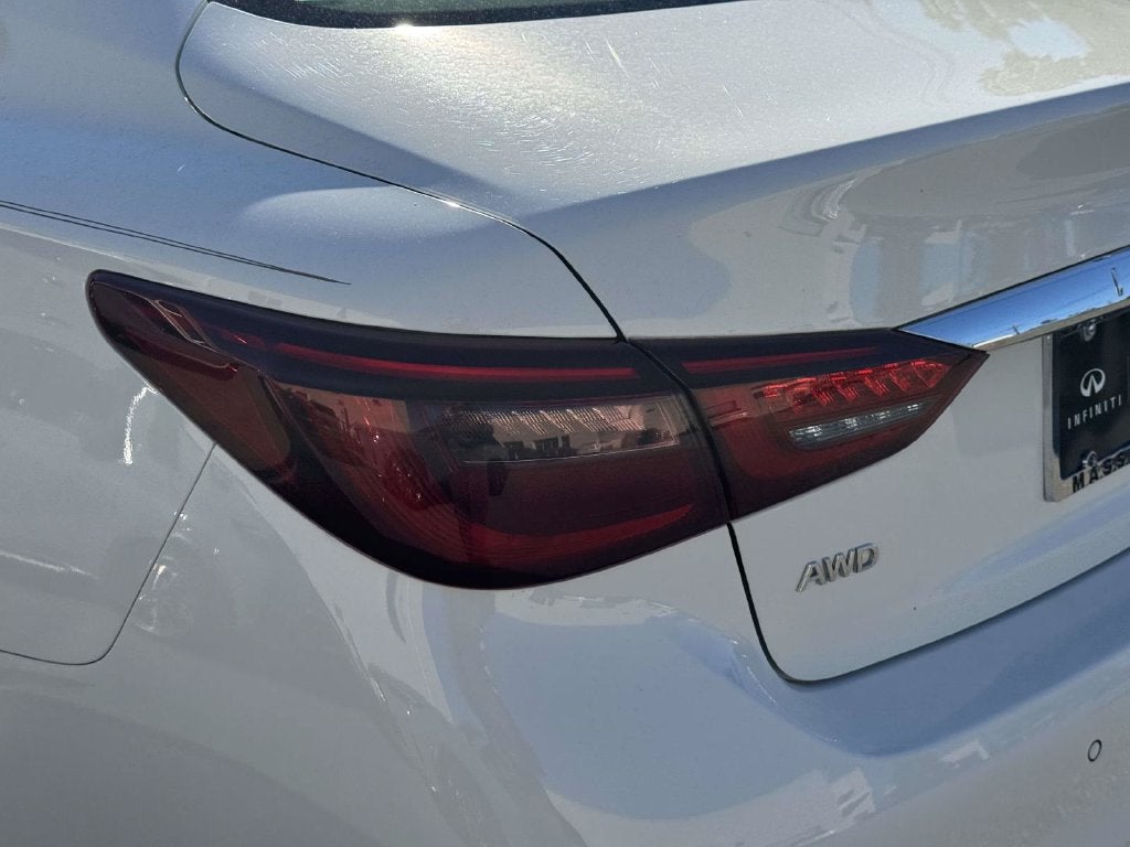2023 INFINITI Q50 LUXE AWD