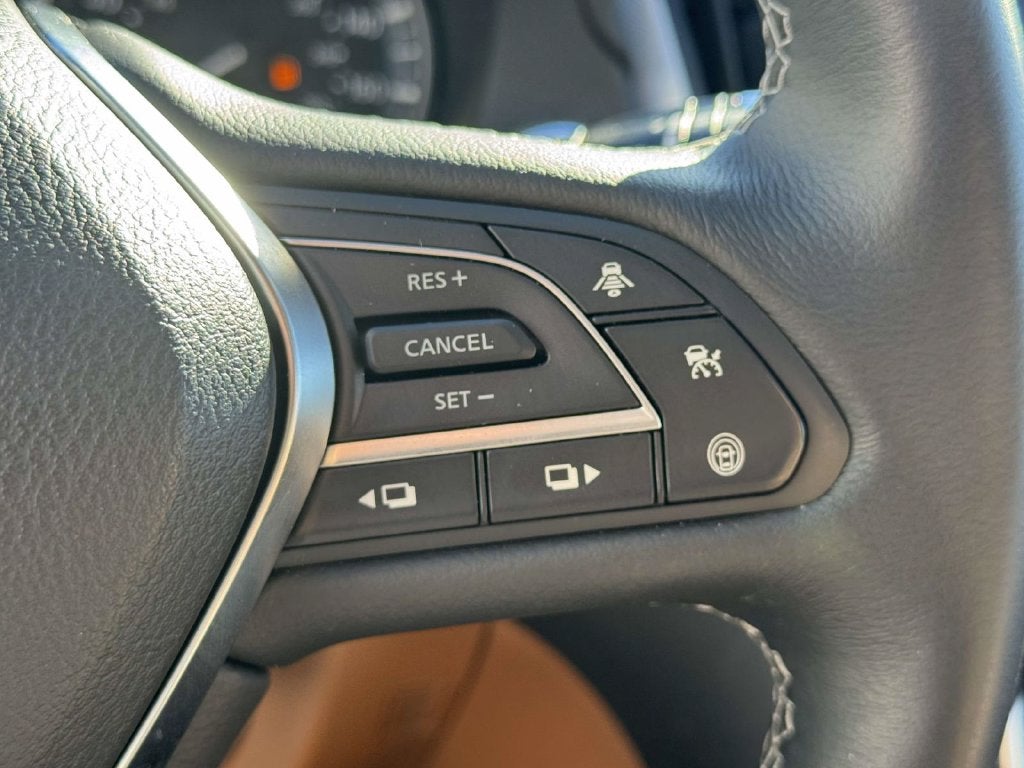 2023 INFINITI Q50 LUXE AWD
