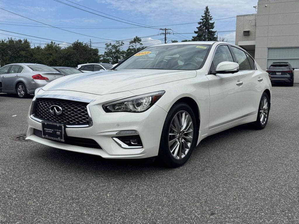 2023 INFINITI Q50 LUXE AWD