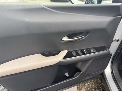 2023 Lexus UX 250h F SPORT Design