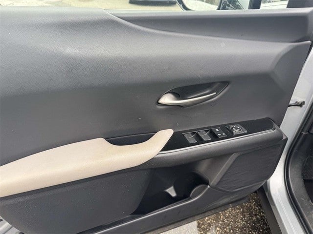 2023 Lexus UX 250h F SPORT Design