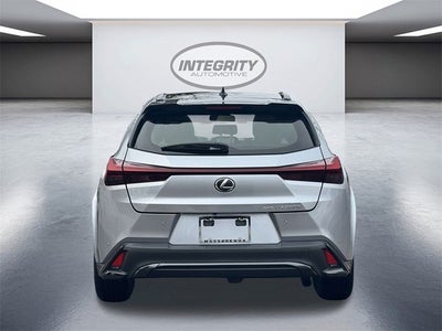 2023 Lexus UX 250h F SPORT Design