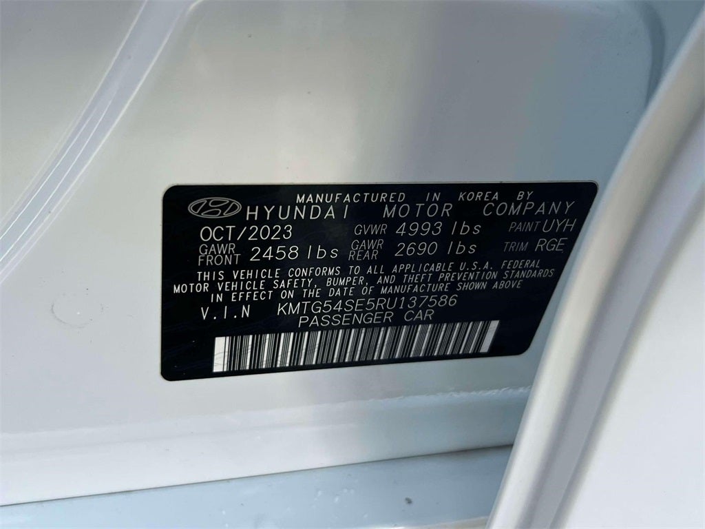 2024 Genesis G70 3.3T Sport Advanced