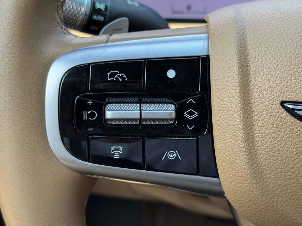 2025 Genesis G80 2.5T