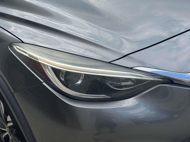 2018 INFINITI QX30 LUXURY AWD