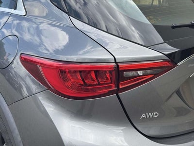 2018 INFINITI QX30 LUXURY AWD