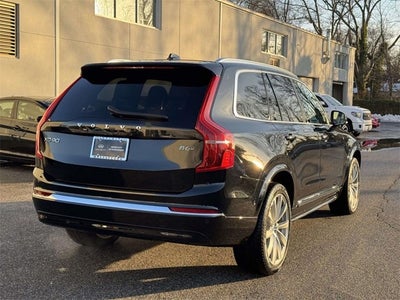 2023 Volvo XC90 B6 Plus 6-Seater